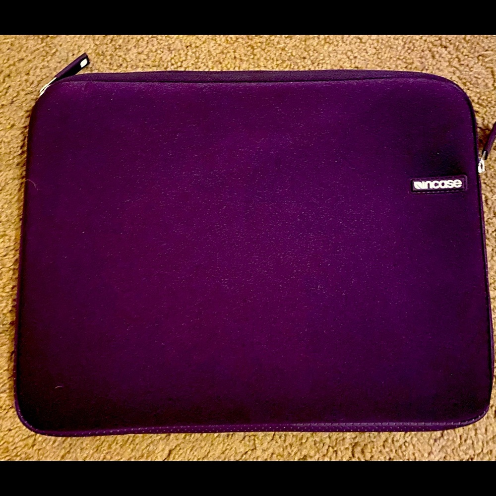 Incase Laptop Protective Sleeve New